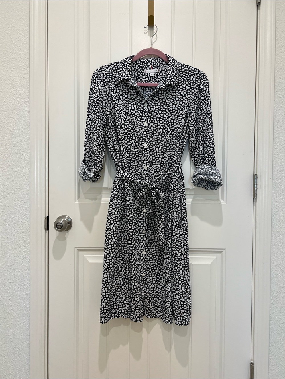 Tommy Hilfiger Black and White Floral shirt dress with pockets!